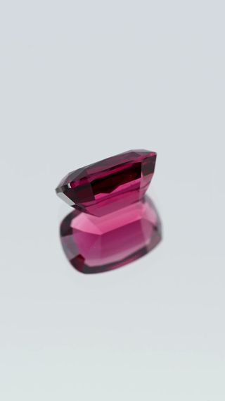 Natural Rhodolite Garnet Unheated thumbnail 6