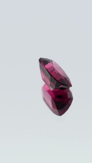 Natural Rhodolite Garnet Unheated thumbnail 8